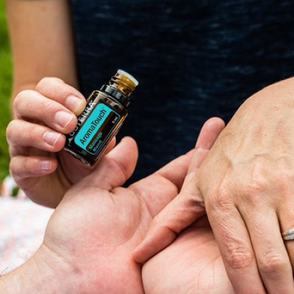 AromaTouch Massage Blend — DoTERRA, 5ml - Picture 9 of 11
